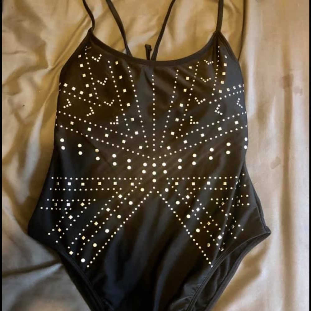One piece bathing suit